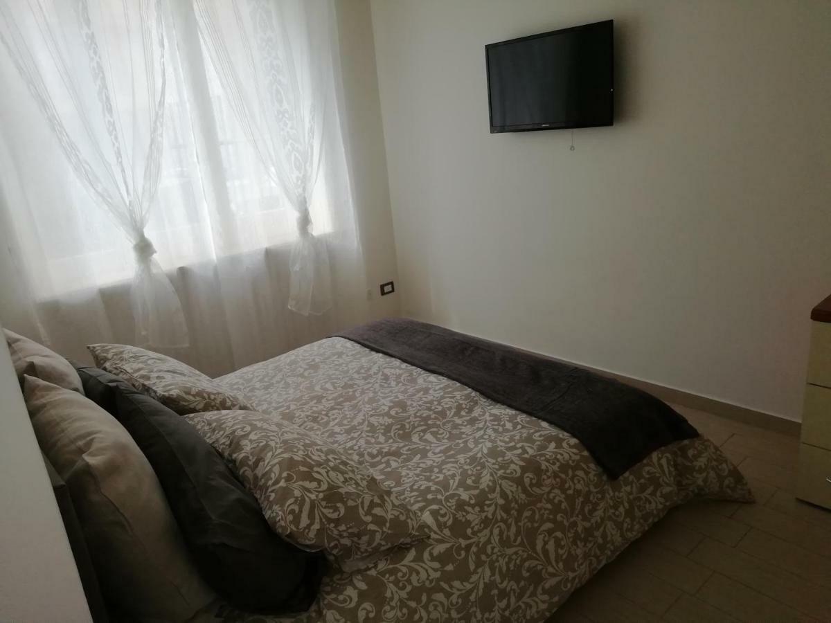 Residenza Il Viale Piacenza Luaran gambar